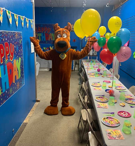 Cartoon Headquarters Birthday Party 9.jpeg