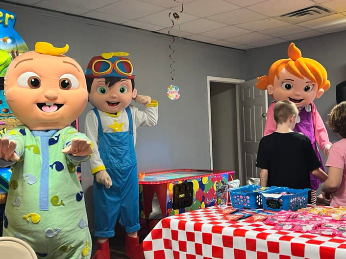 Cartoon Headquarters | Cartoon Characters in Party Room